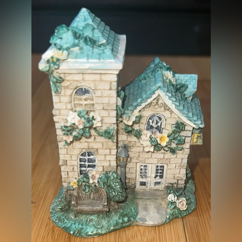 K's Collection Decorative Vintage Miniature House Floral Decor